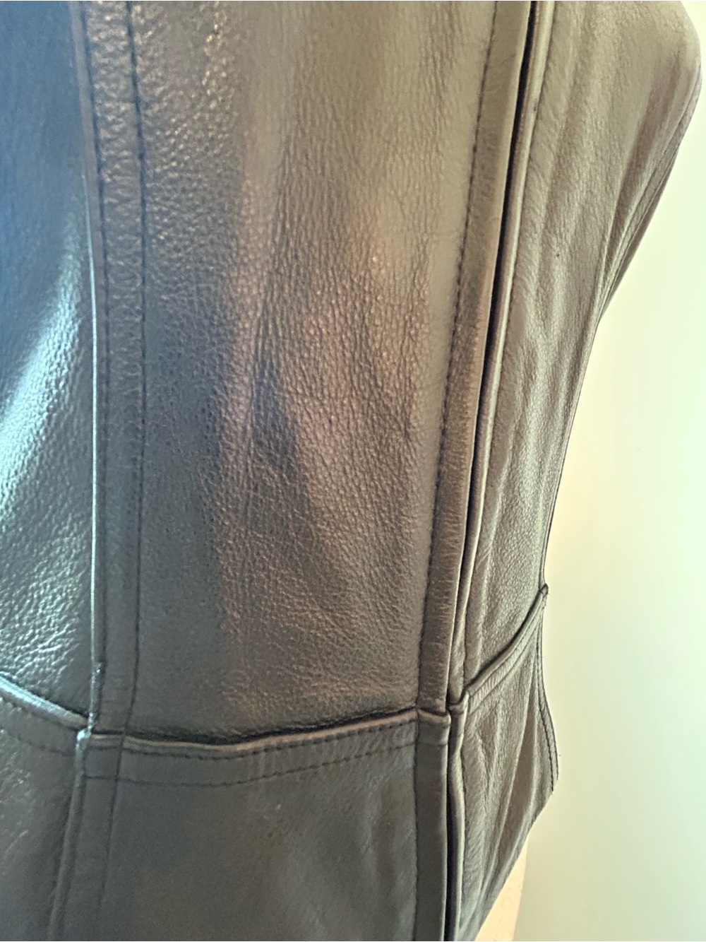 Wilsons Leather Black Genuine Leather Front Stretch Back Moto Vest Size S - Picture 7 of 10